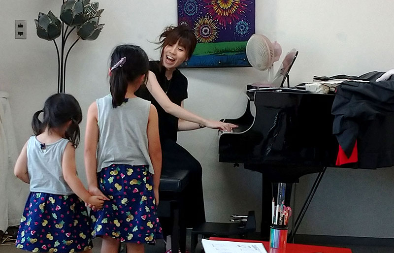 東大阪　リトミック　ピアノ　エレクトーン